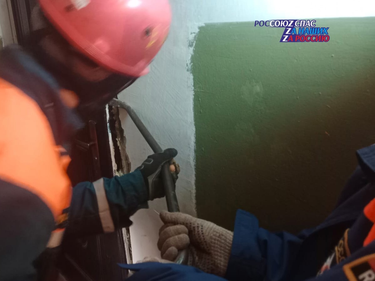 3 января в Ставропольский краевой общественный поисково-спасательный отряд поступила заявка - вскрытие двери